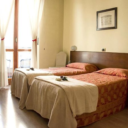 Domus Hotel Алесандрия Екстериор снимка